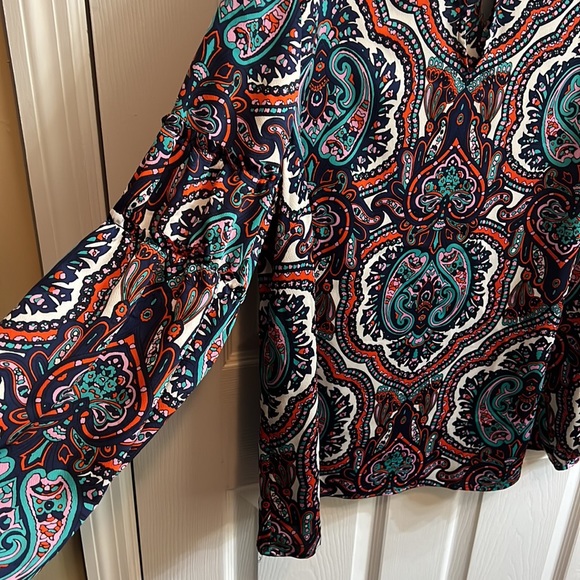 Top - Picture 2 of 5